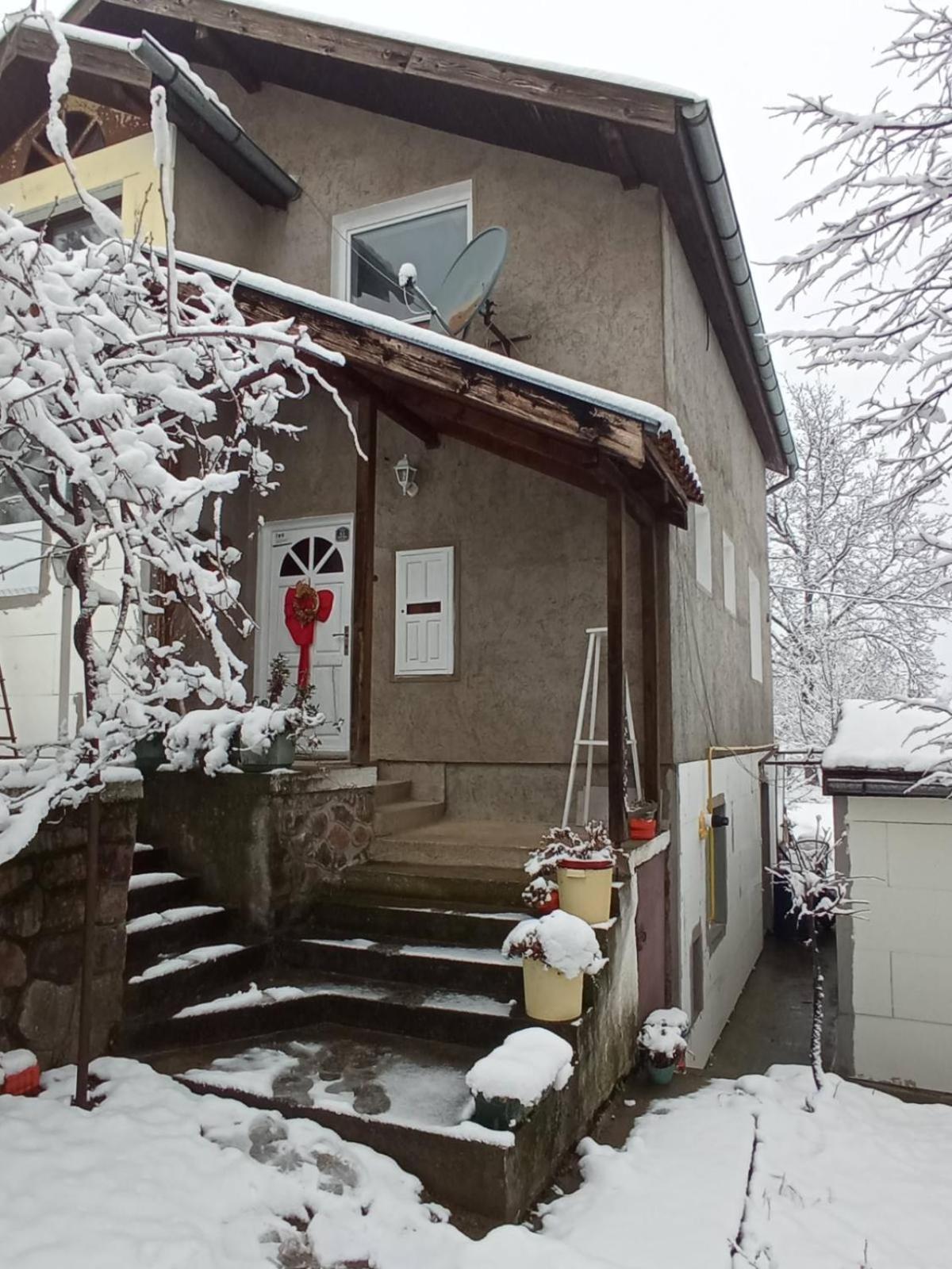 Apartman Nikola Rakovac Exteriér fotografie